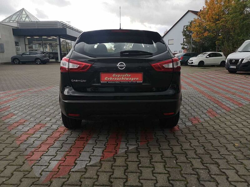 Nissan Qashqai 1.2 DIG-T Acenta 4x2