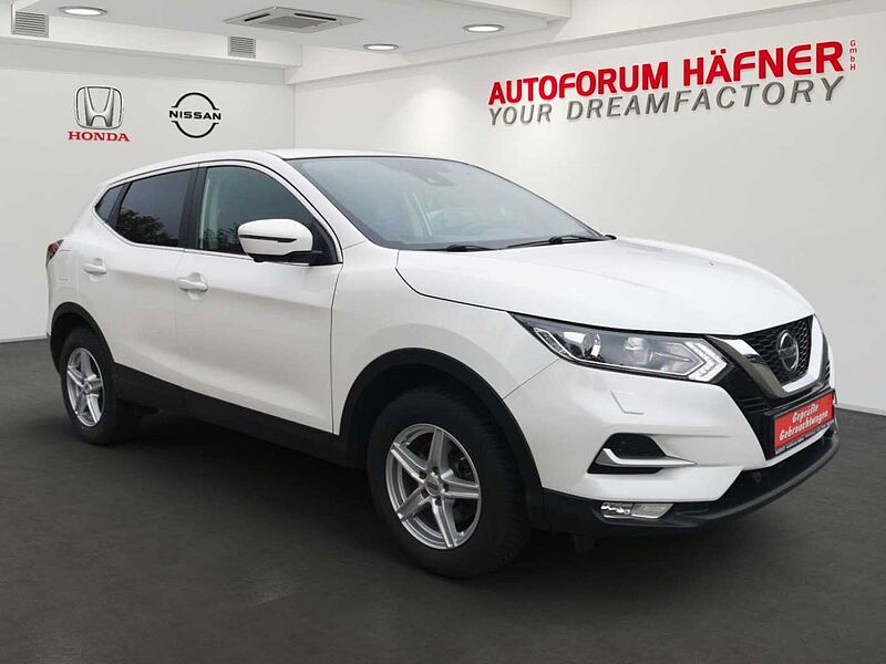 Nissan Qashqai 1.3 DIG-T 103 kW N-Connecta - WINTER-PAKET