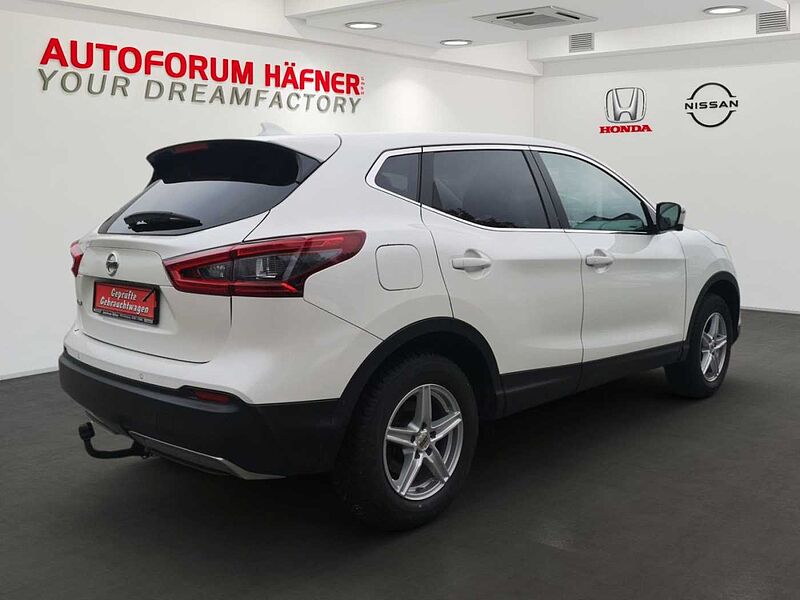 Nissan Qashqai 1.3 DIG-T 103 kW N-Connecta - WINTER-PAKET