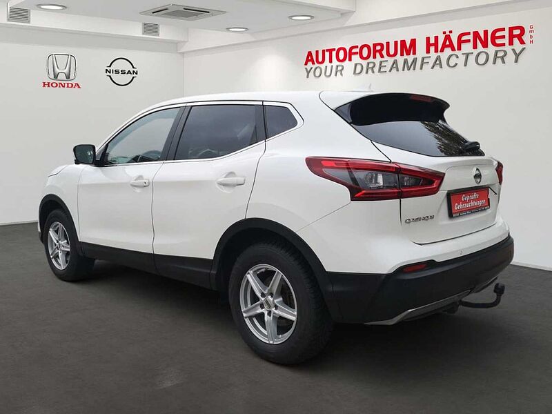 Nissan Qashqai 1.3 DIG-T 103 kW N-Connecta - WINTER-PAKET