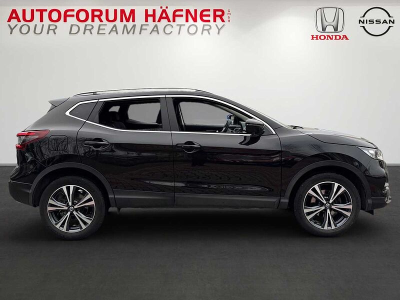 Nissan Qashqai 1.3 DIG-T 117 kW N-Connecta Wi. Design.