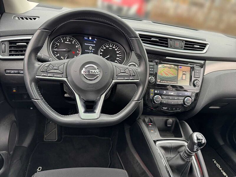 Nissan Qashqai 1.3 DIG-T 103 kW N-Connecta