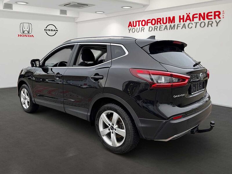 Nissan Qashqai 1.3 DIG-T 103 kW N-Connecta